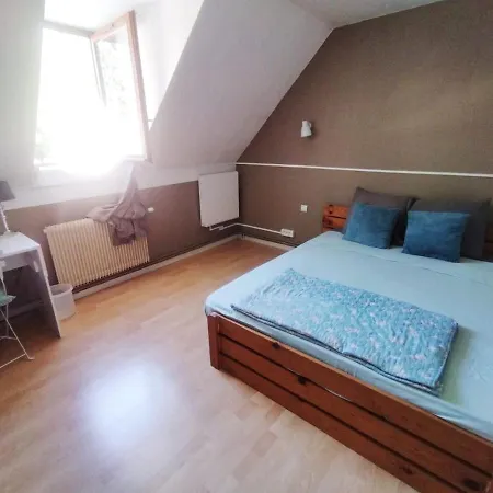 Ferienhaus Jetset Parisian Cesson